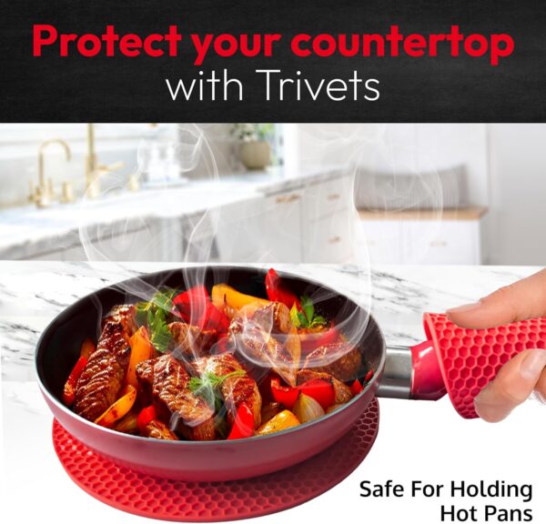 Silicone Trivet Mat - Safe for Holding Hot Pans